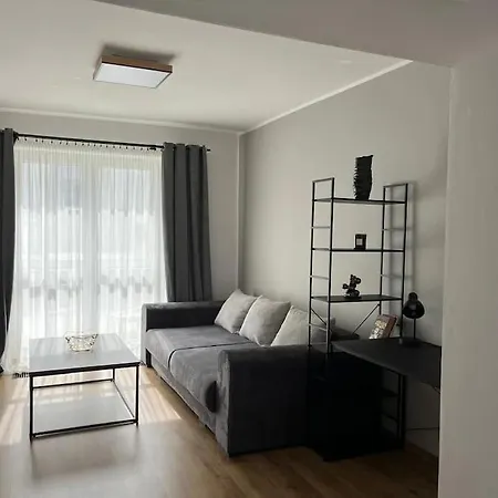 V Centre Mesta Apartment