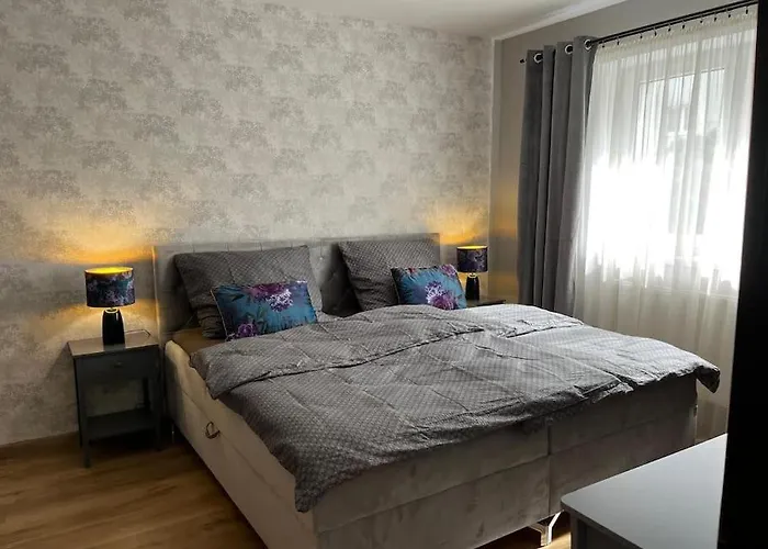 V Centre Mesta Apartamento *